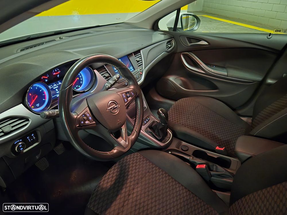Opel Astra 1.0 Turbo S&S Dynamic - 24