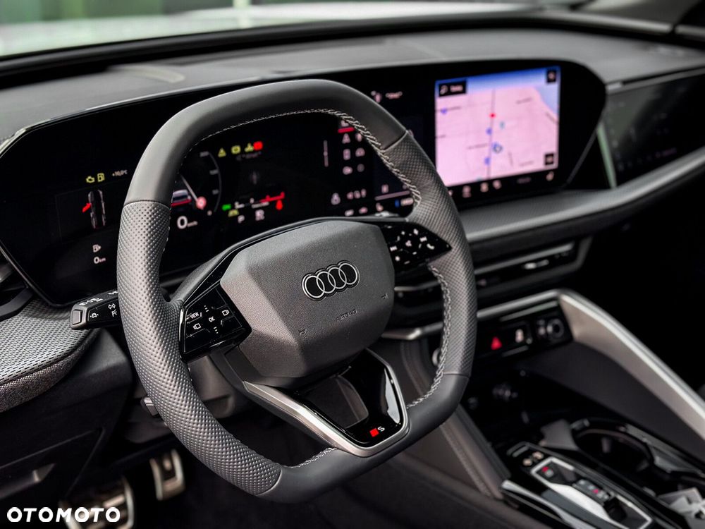 Audi Q5 Sportback - 16