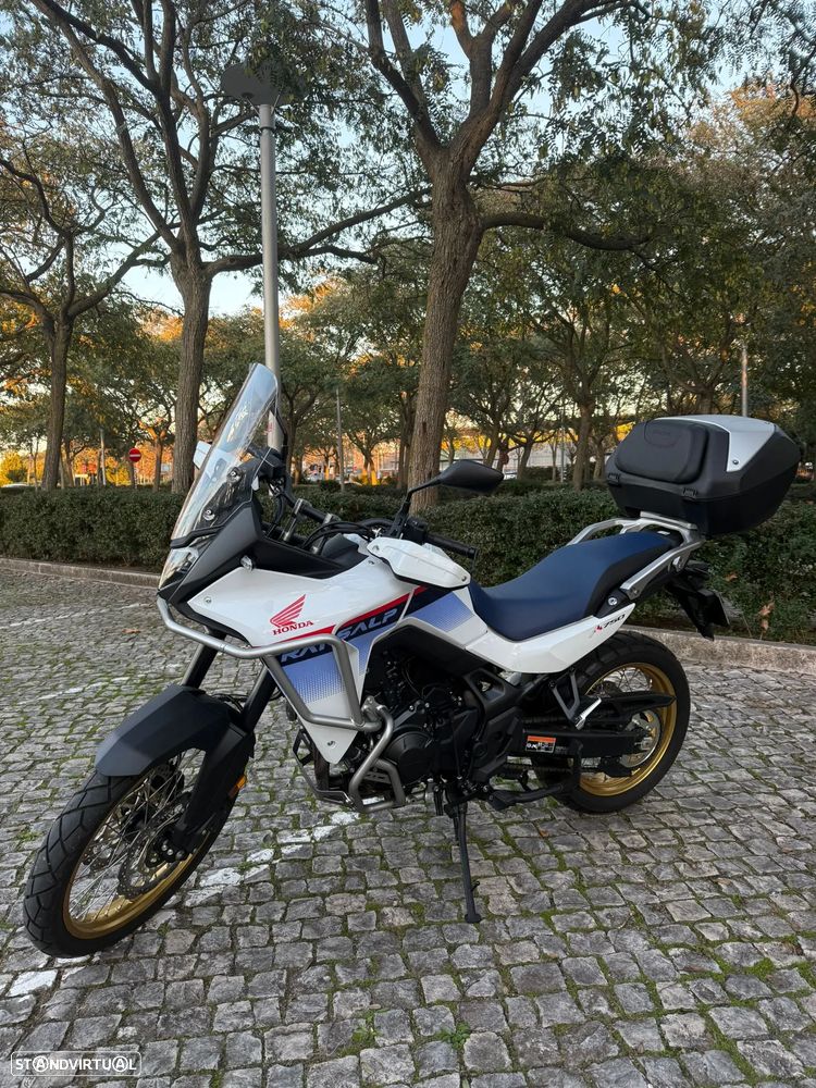 Honda Transalp XL750 Modelo de 2024 - 4