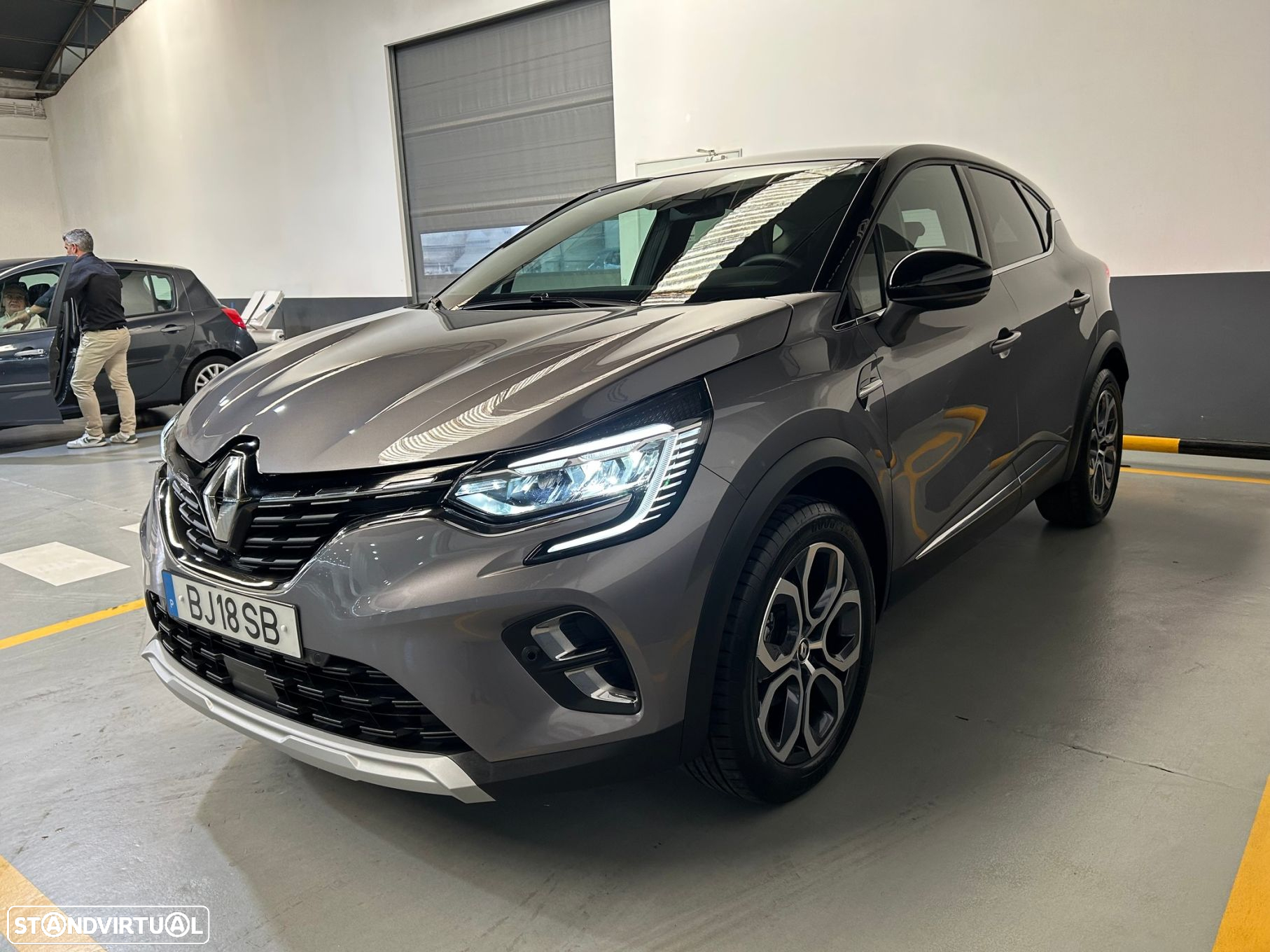 Renault Captur 1.0 TCe Techno - 4