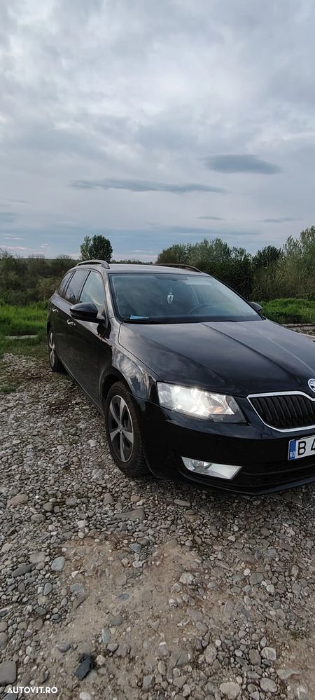 Skoda Octavia 1.6 TDI GREENLINE - 2