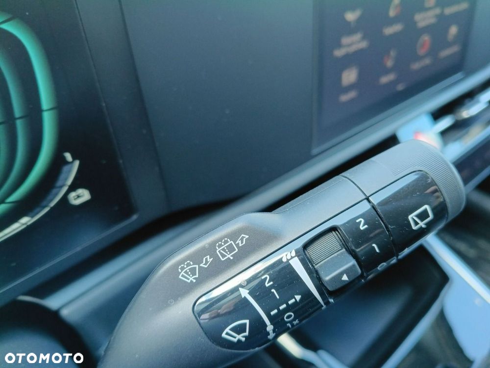 Kia Niro 1.6 GDI Hybrid M - 25