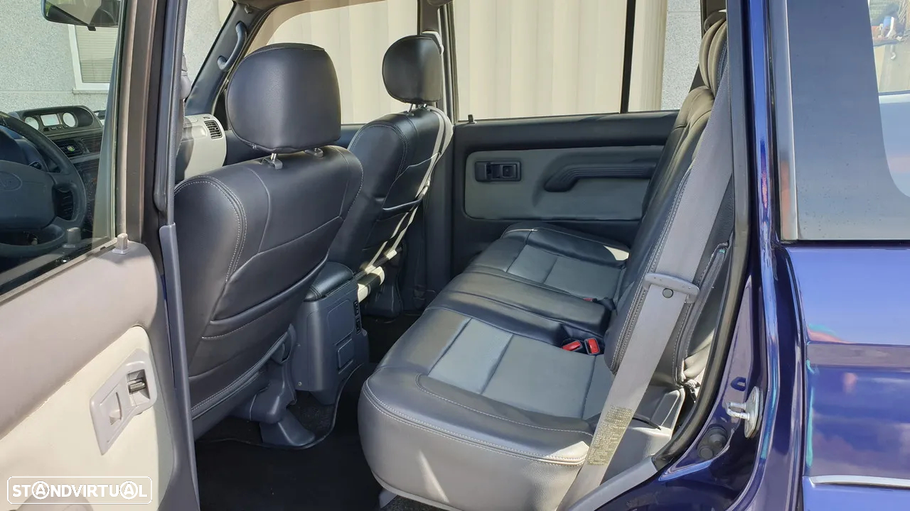 Toyota Land Cruiser 3.0 TD Pack 2 - 18