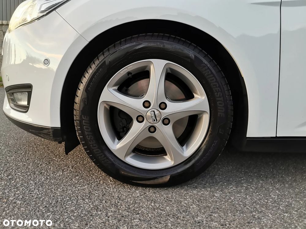 Ford Focus 2.0 TDCi SYNC Edition ASS - 17