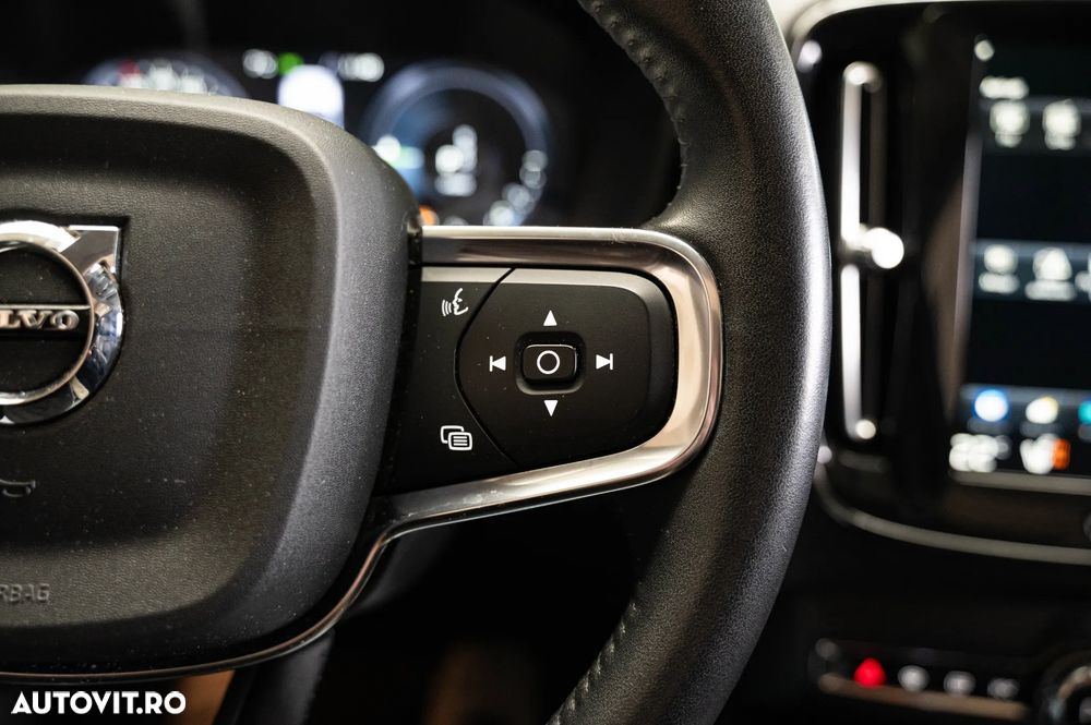 Volvo XC 40 T4 Recharge DKG Inscription - 26