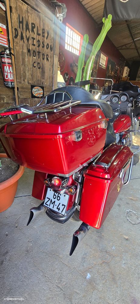 Harley-Davidson FLHTC - 10