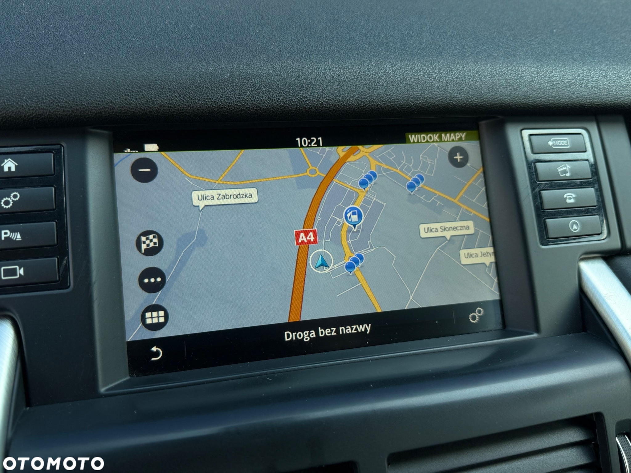 Land Rover Discovery Sport - 10