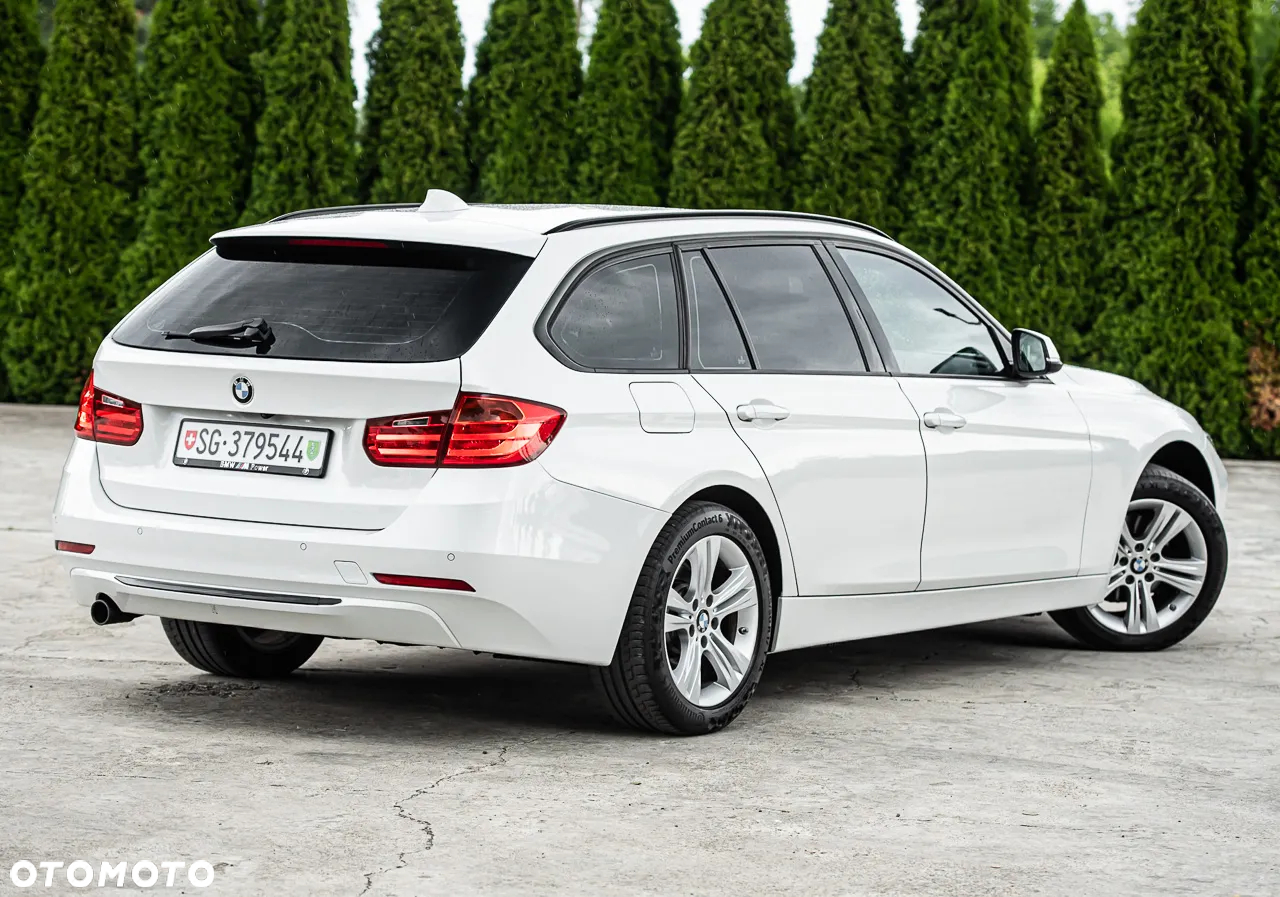 BMW Seria 3 320d Touring xDrive Sport Line - 13