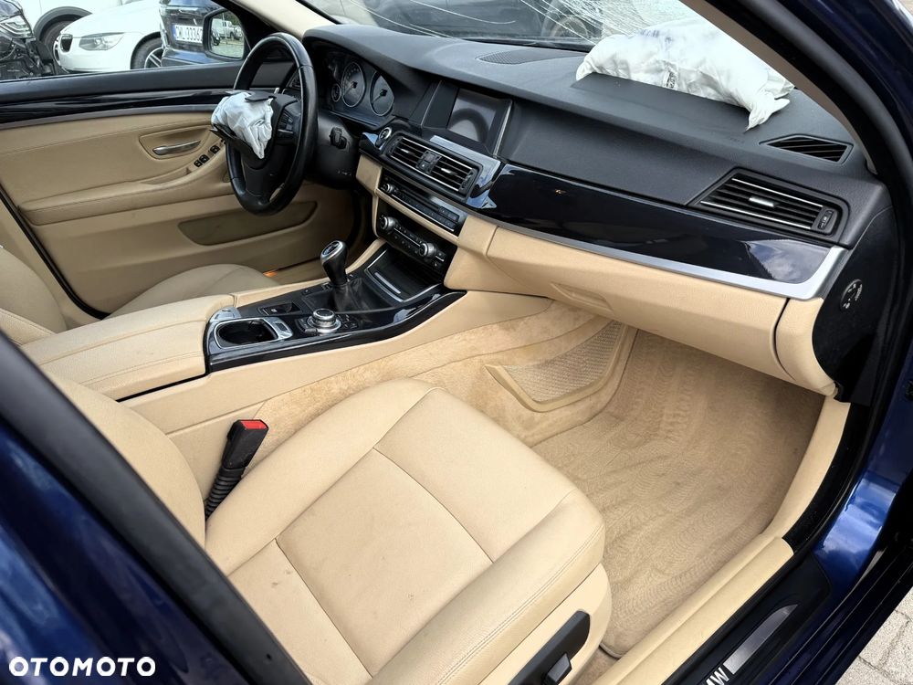 BMW Seria 5 520d - 10