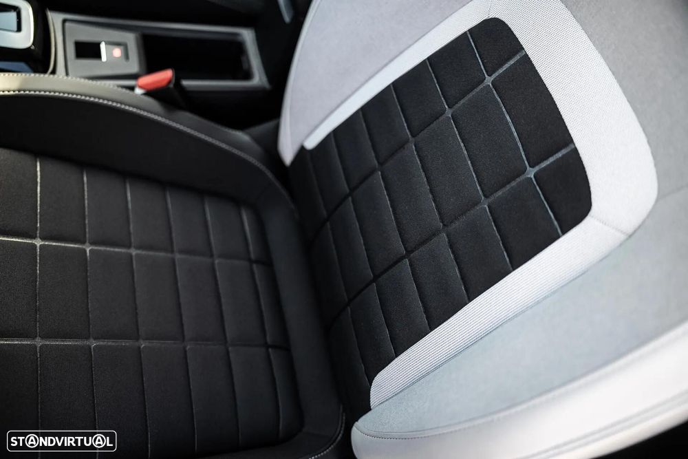 Citroën C3 Hybrid 110 ë-DCS6 PLUS - 17