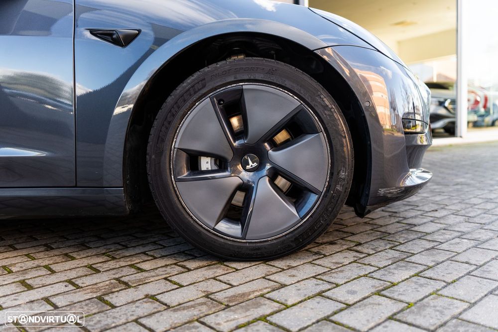 Tesla Model 3 Standard Range Plus RWD - 26