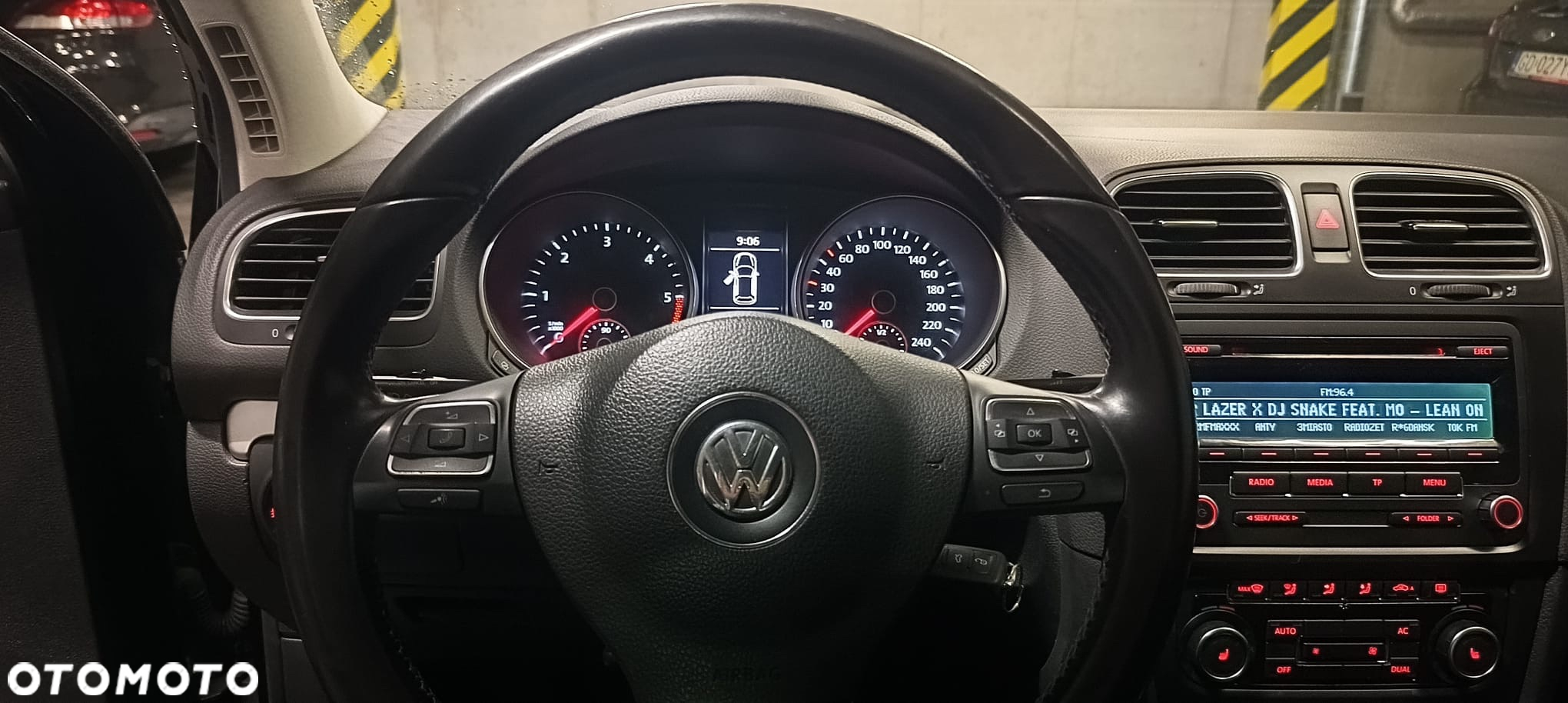 Volkswagen Golf VI 1.6 TDI Highline - 4