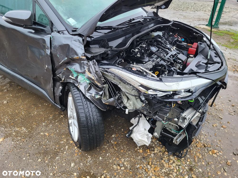 Toyota C-HR 1.8 Hybrid Prestige - 28