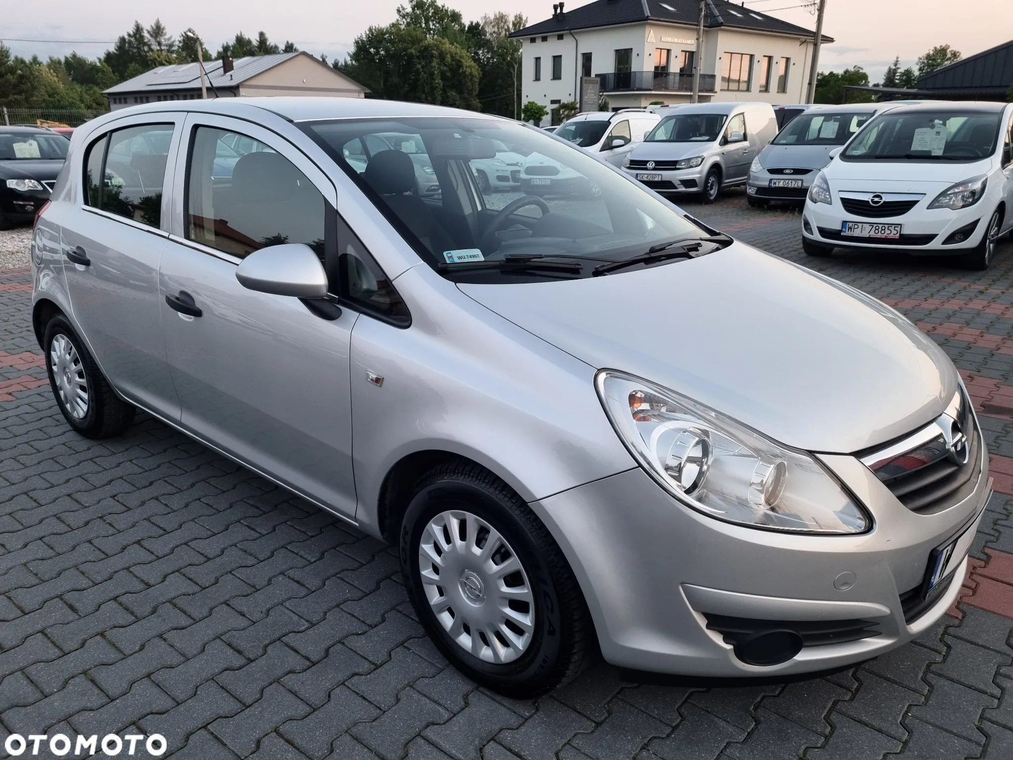 Opel Corsa 1.2 16V Enjoy - 3