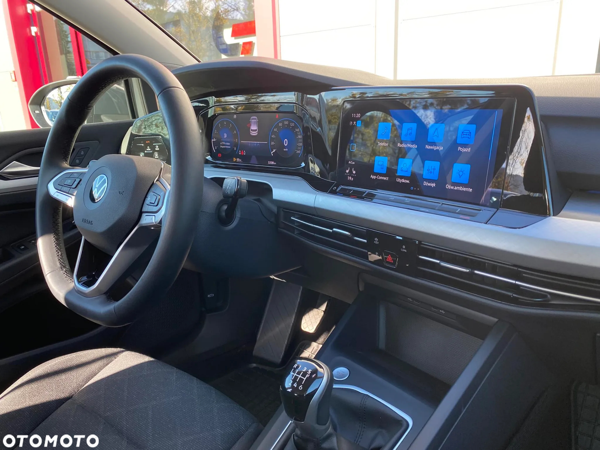 Volkswagen Golf VIII 1.5 TSI EVO Life - 14