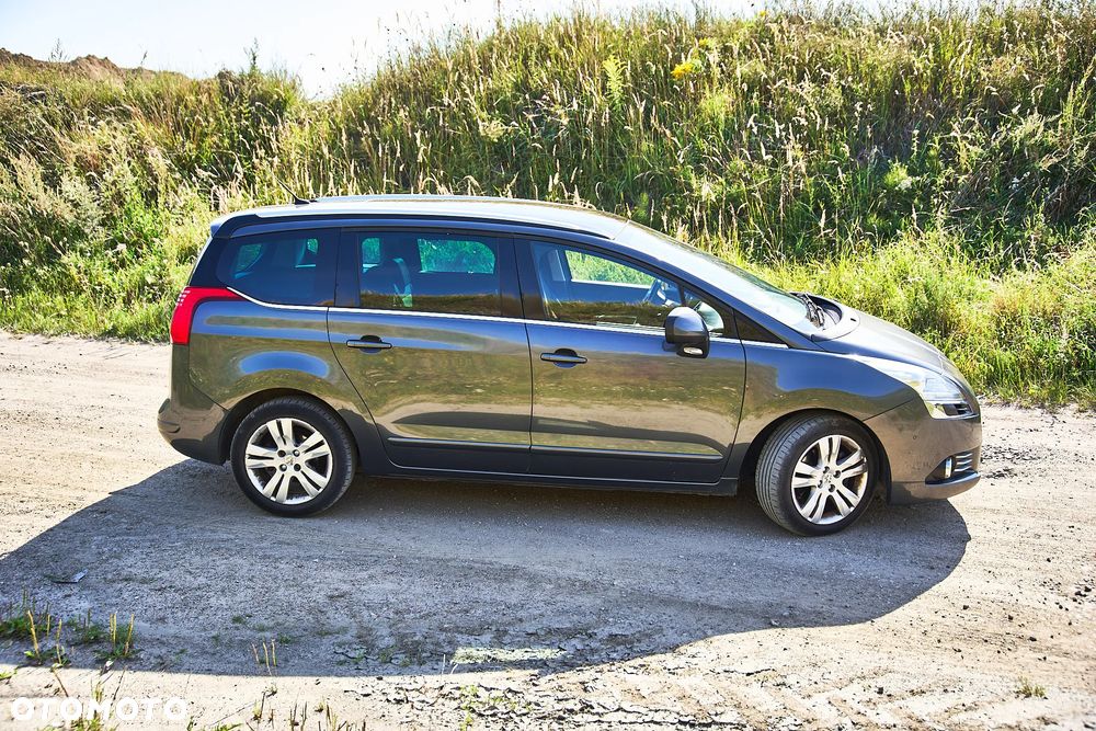 Peugeot 5008 2.0 HDi Premium + - 4