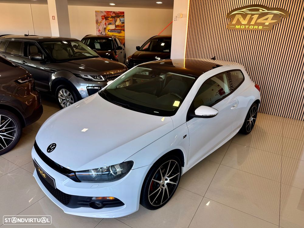VW Scirocco 2.0 TDI R-Line - 2