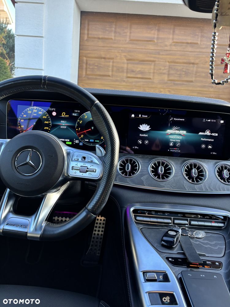 Mercedes-Benz AMG GT - 7