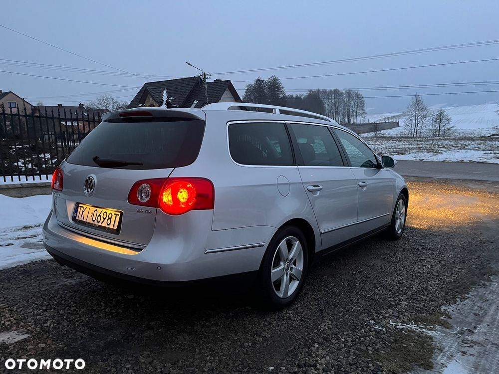 Volkswagen Passat 2.0 TDI DPF Highline - 5