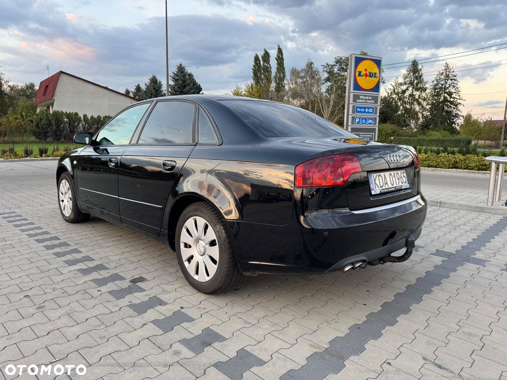 Audi A4 Limousine 2.0 TDI - 7