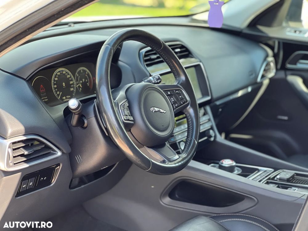 Jaguar F-Pace 3.0 AWD First Edition - 13