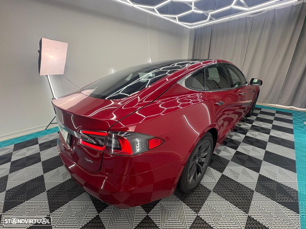 Tesla Model S ver-75 - 6