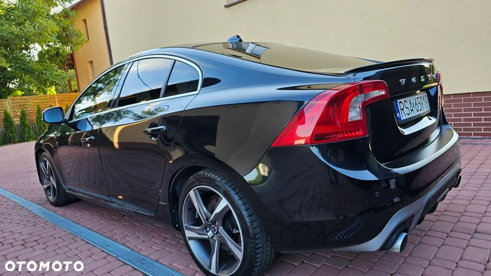 Volvo S60 T3 R-Design Summum - 27