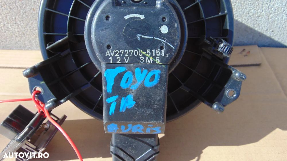 Motoras aeroterma habitaclu,rezistenta trepte Toyota Auris 1.4 benzina an 2006-2012 cod AV272700-5151 - 2