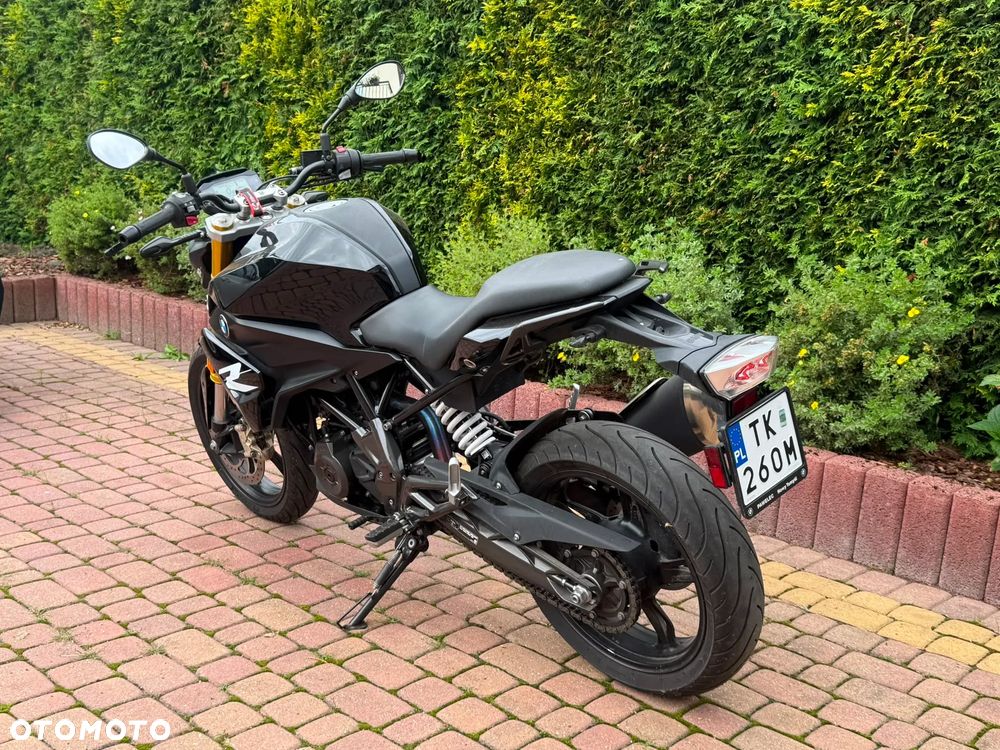 BMW G - 9