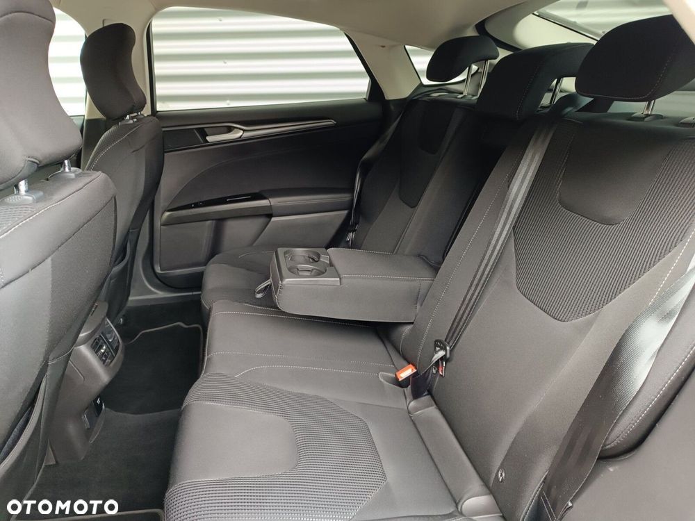 Ford Mondeo 2.0 EcoBlue Titanium - 34