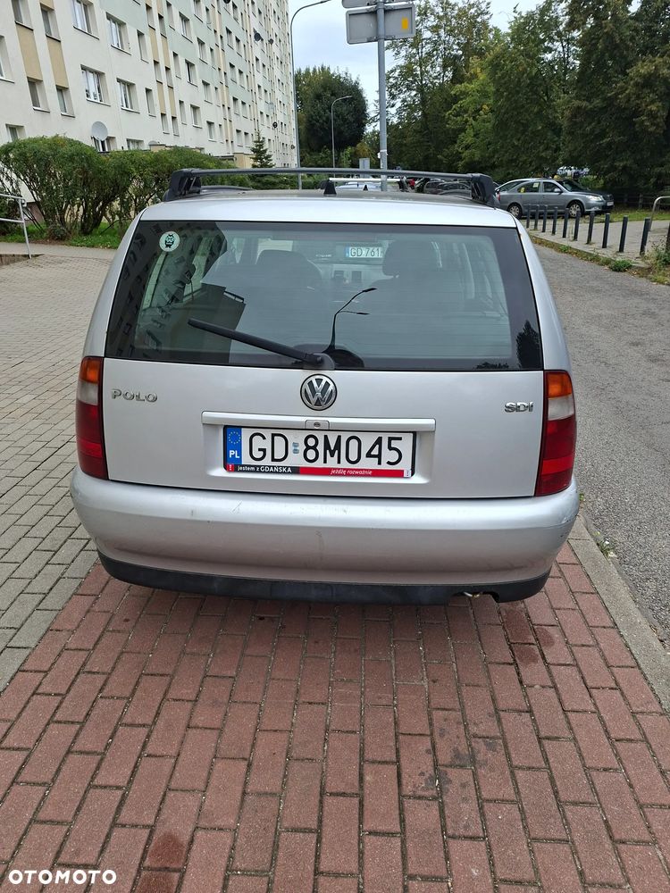Volkswagen Polo - 2
