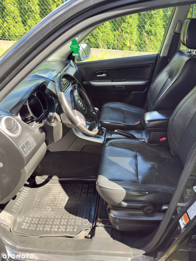 Suzuki Grand Vitara 1.9 DDiS De Luxe - 14