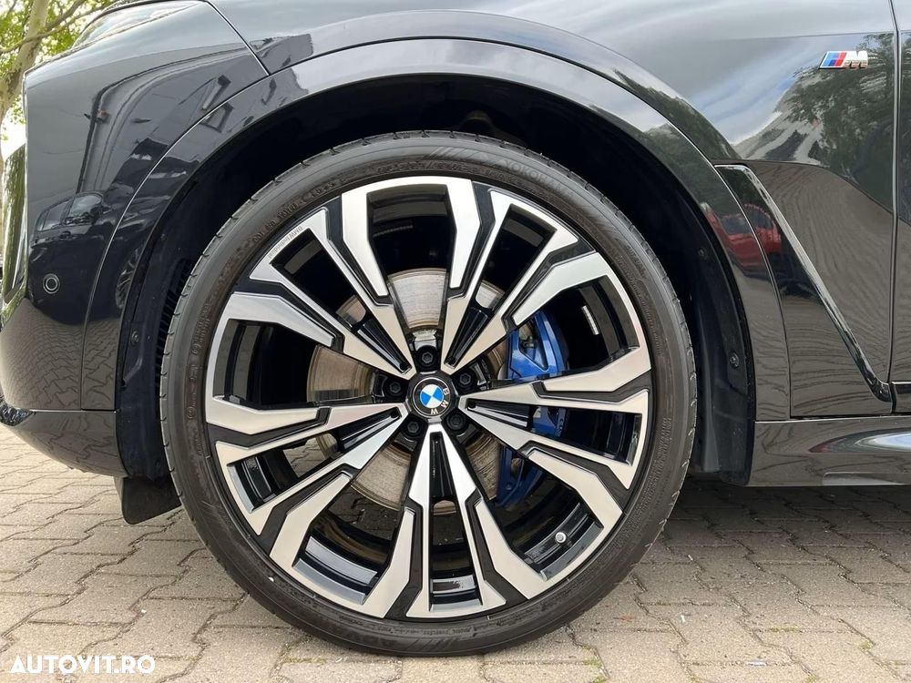 BMW X7 - 12