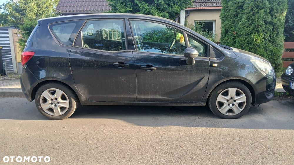 Opel Meriva - 2