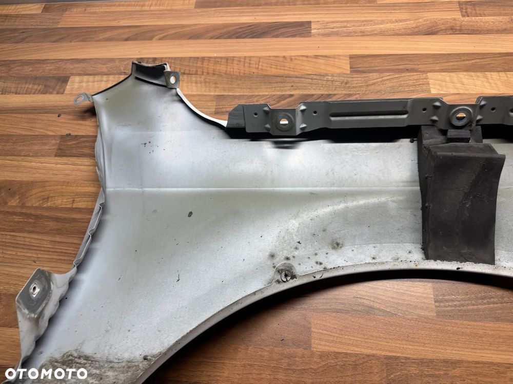 BŁOTNIK LEWY VW PASSAT B7 LB9A - 10