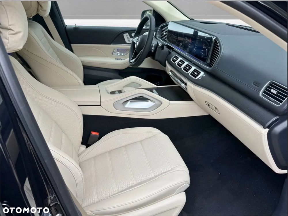 Mercedes-Benz GLE Coupe 300 d mHEV 4-Matic AMG Line - 10