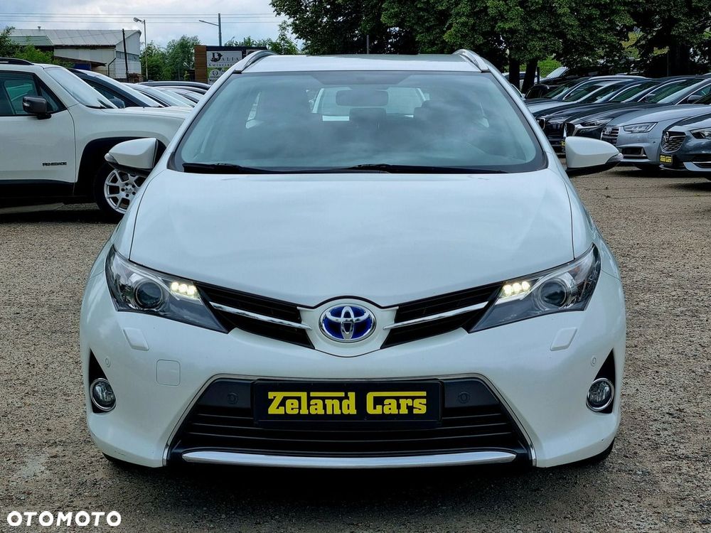 Toyota Auris Hybrid 135 Comfort - 2