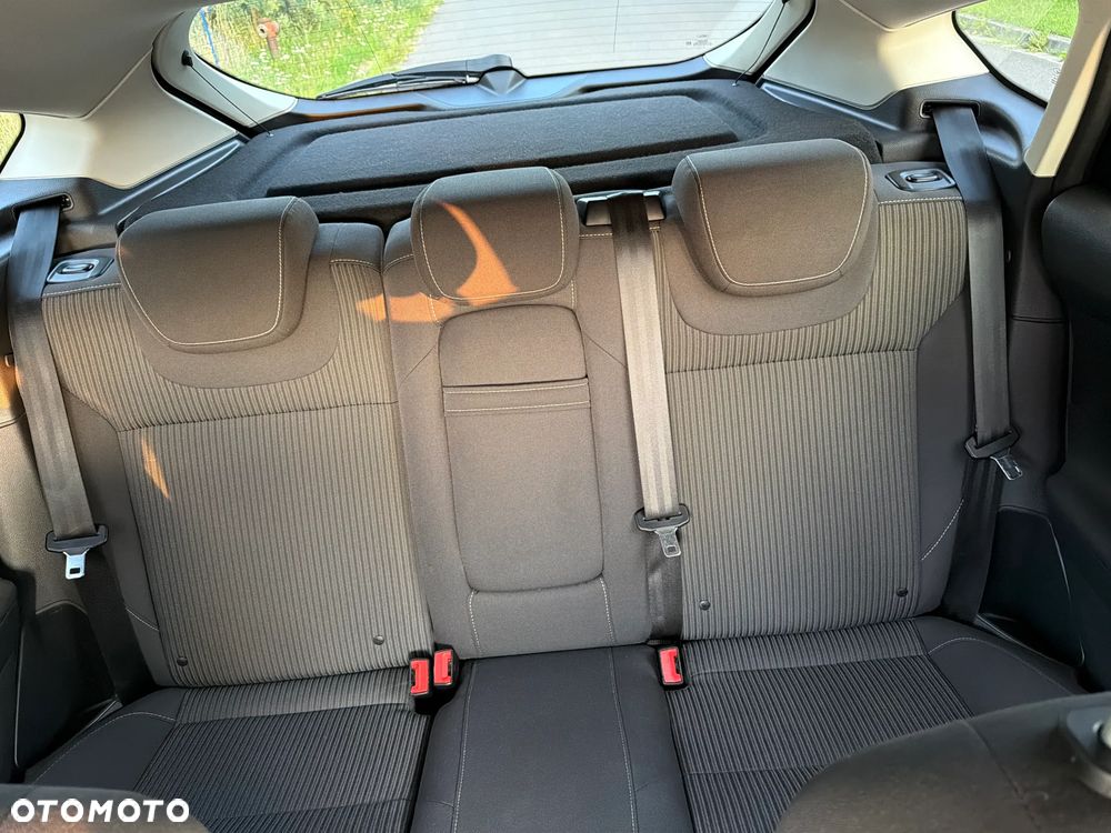 Ford Focus 1.6 EcoBoost Titanium - 17
