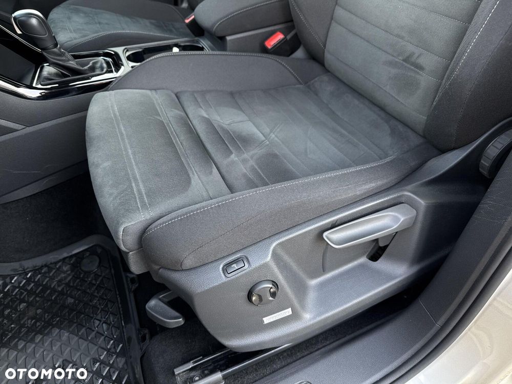 Volkswagen Touran 2.0 TDI BMT Highline DSG - 15