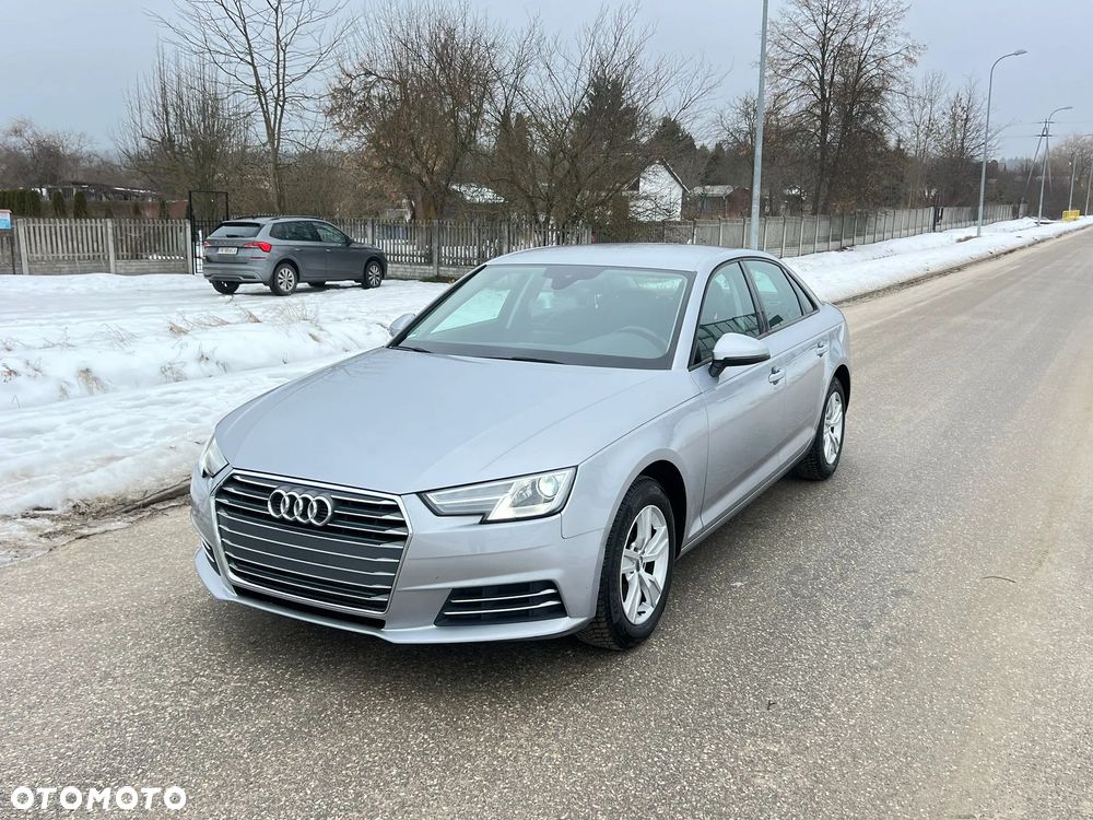 Audi A4 Limousine - 5