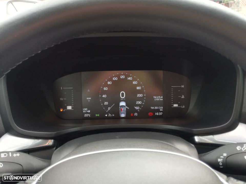Volvo V60 2.0 D3 Momentum - 21