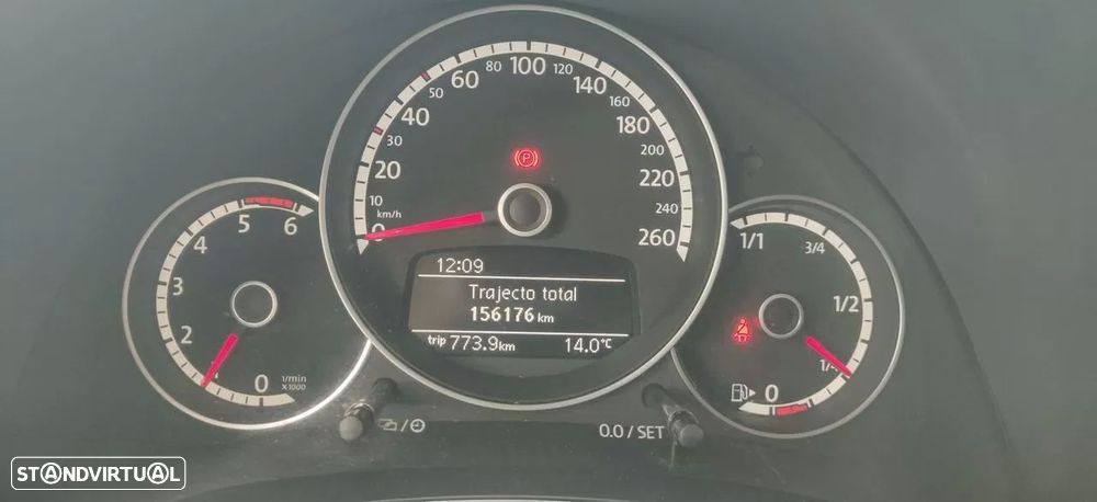 VW New Beetle 1.6 TDi Design - 33