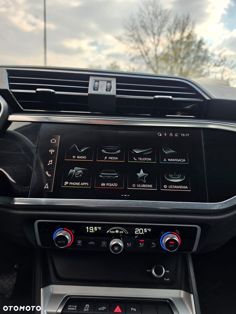 Audi Q3 45 TFSIe S tronic - 14