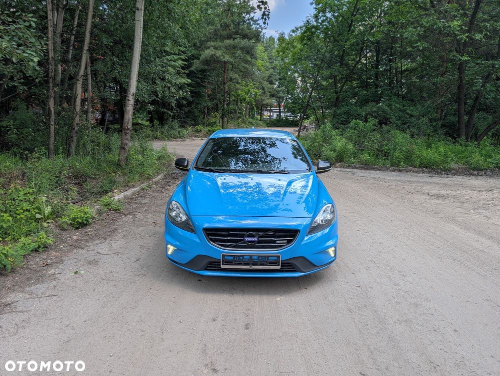Volvo V40 D4 Drive-E R-Design Kinetic - 2