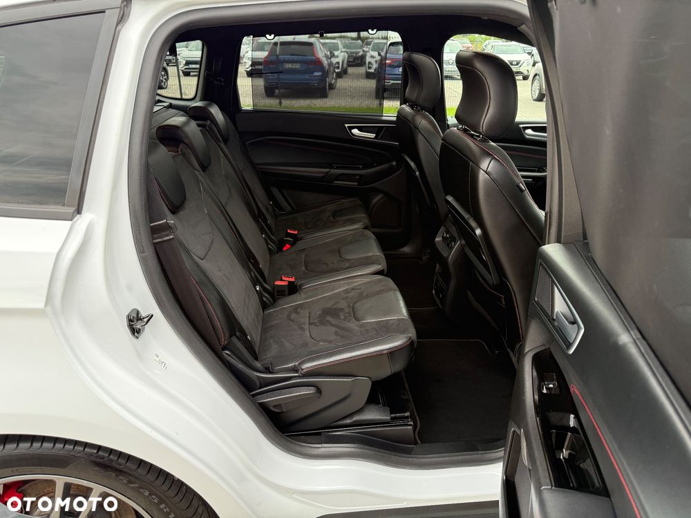 Ford S-Max 2.0 EcoBlue Twin-Turbo ST-Line - 24