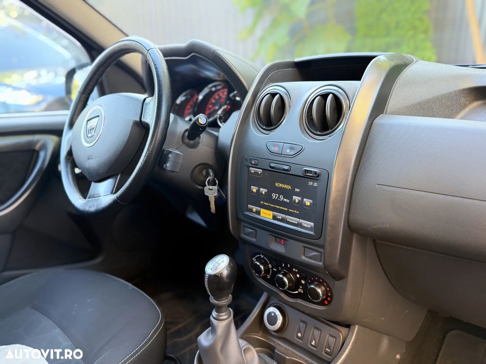 Dacia Duster 1.2 TCe 4x4 Laureate - 14