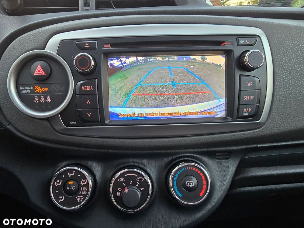 Toyota Yaris 1.4 D-4D Premium - 9