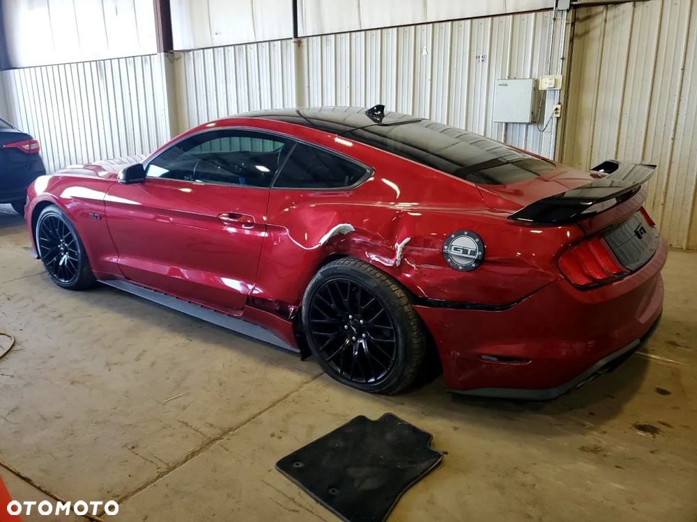 Ford Mustang - 3