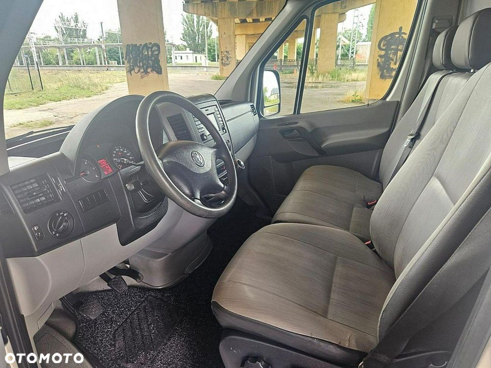 Volkswagen Crafter - 11