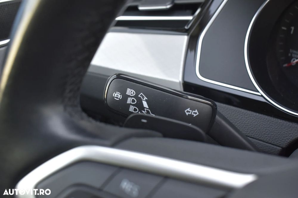 Volkswagen Passat 2.0 TDI DSG Highline - 28